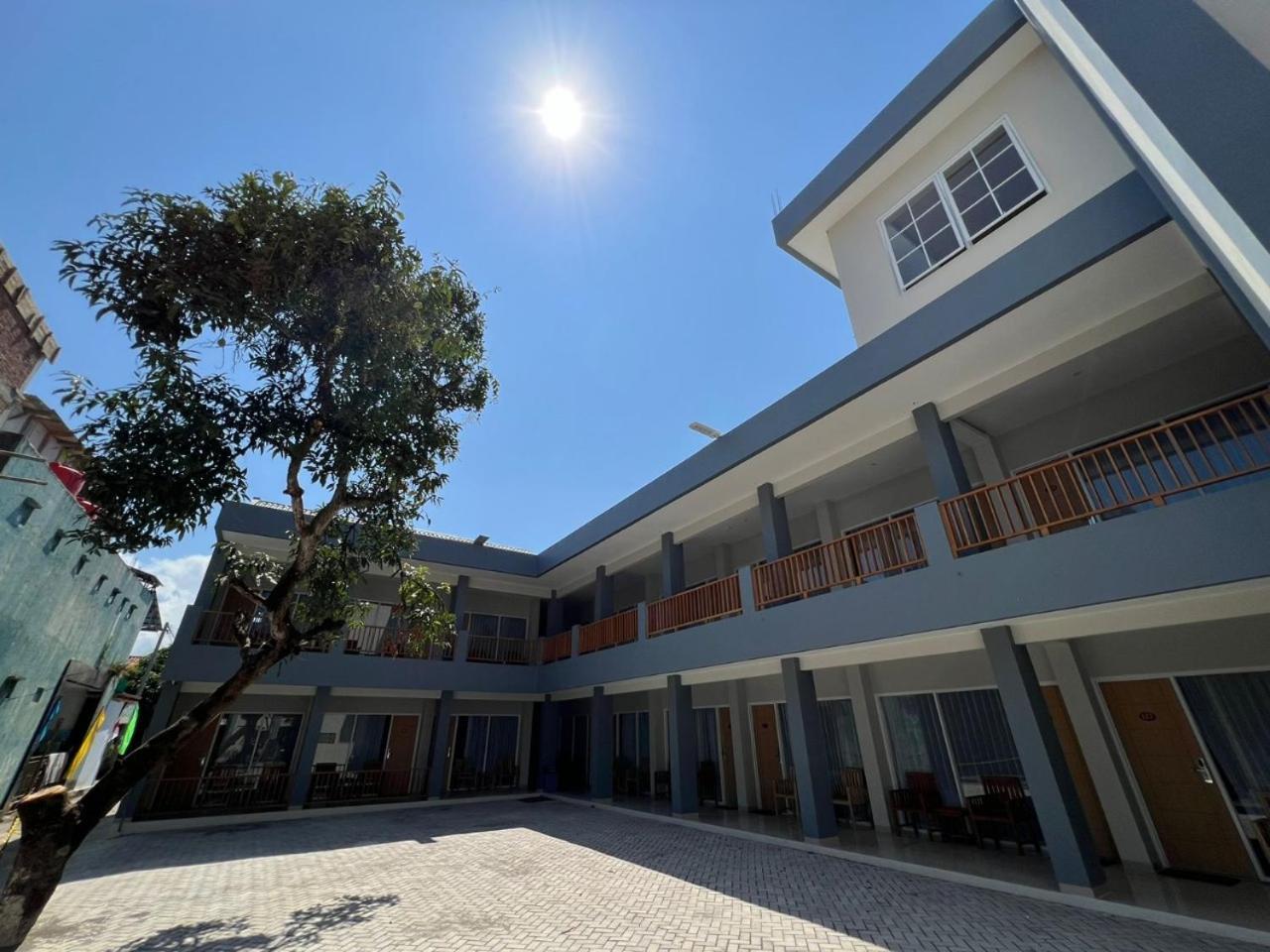 Hotel Century Pangandaran Exterior foto